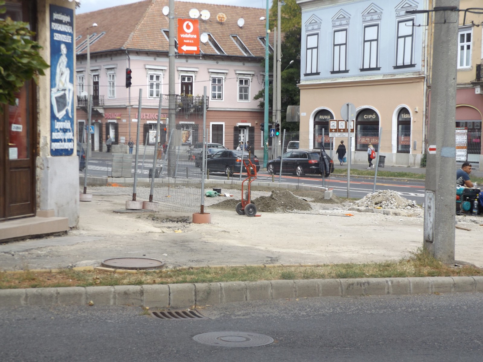 Táncsics tér fejlesztése 5