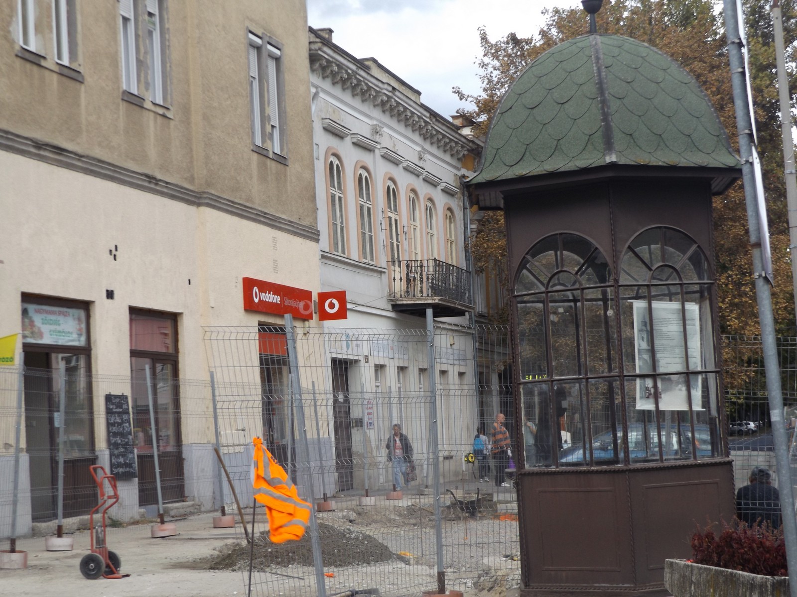 Táncsics tér fejlesztése 9
